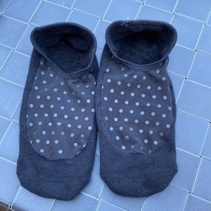 Pure Barre Polka dot sticky socks, size M. Sheer top. EUC